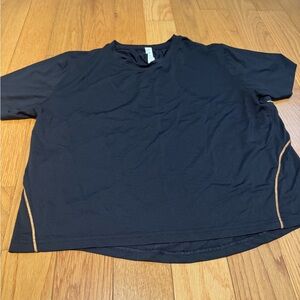 Lululemon athletic workout T Shirt